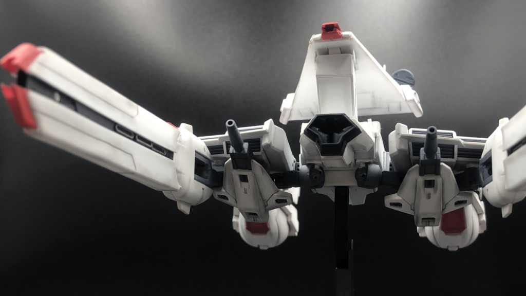 底面についてる揚陸艇の部分はジュピターヴのマニファービットを採用。揚陸艇なので分離可能です(笑)