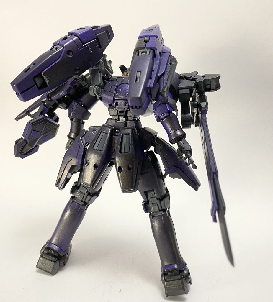 バックショットのシルエットは元とあまり変わらないかな_(:3」z)_