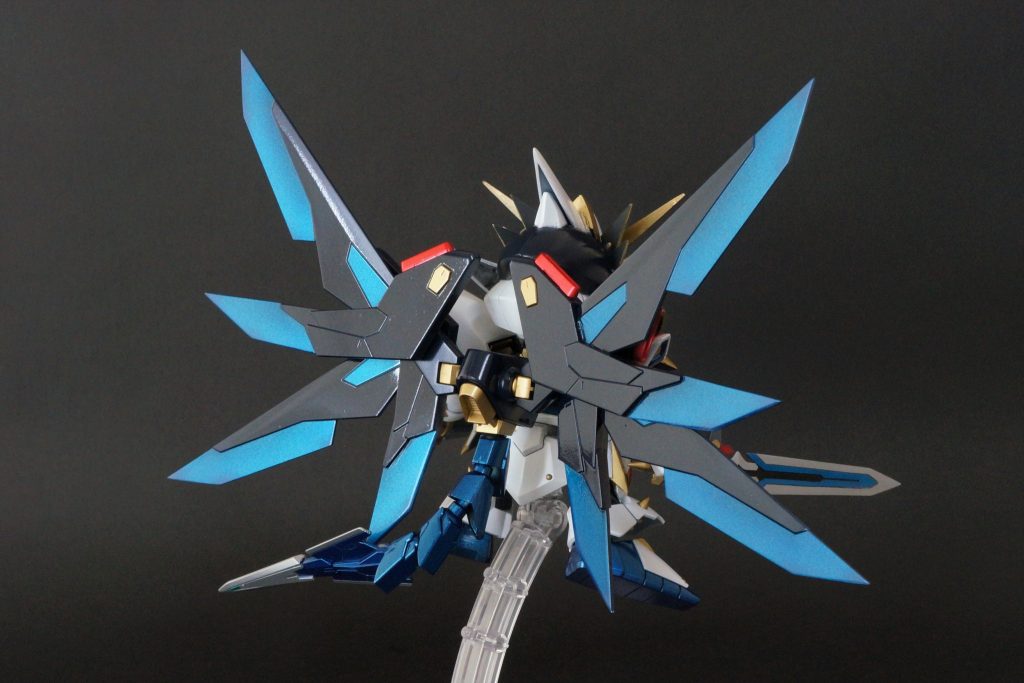 加えて背面です。