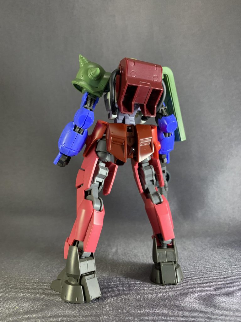仮組み背面