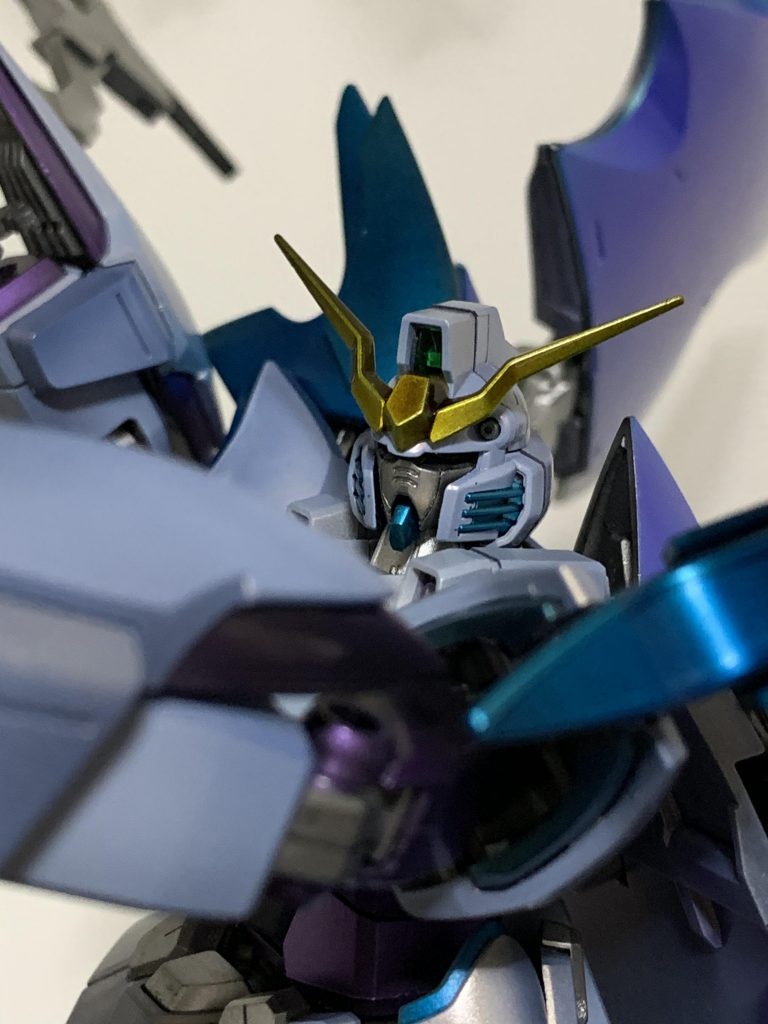 この時は塗料の種類も少なく決まったパターンでの塗装でしたが…今でもショーケースで飾っております♪