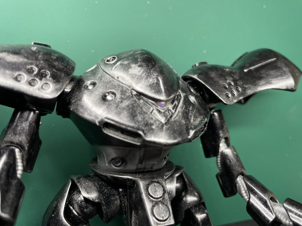 モノアイをダイソー商品を使って表現してみました。