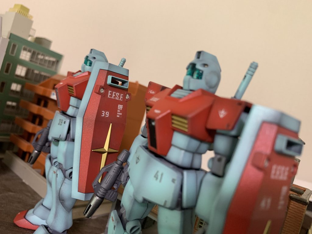 アップで　奥の機体にフォーカス