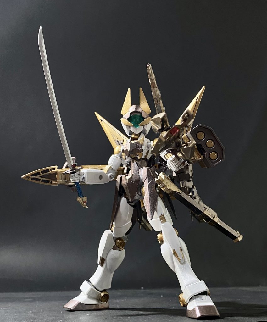 バンダイのMSランチャー、刀を使いました。