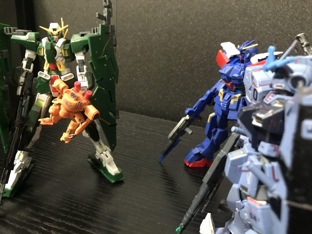 デュナメス「よいしょ！動くかな？」