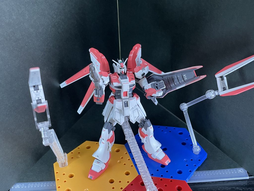 HG Hi-νガンダム–4枚目/制作者：HNヤク