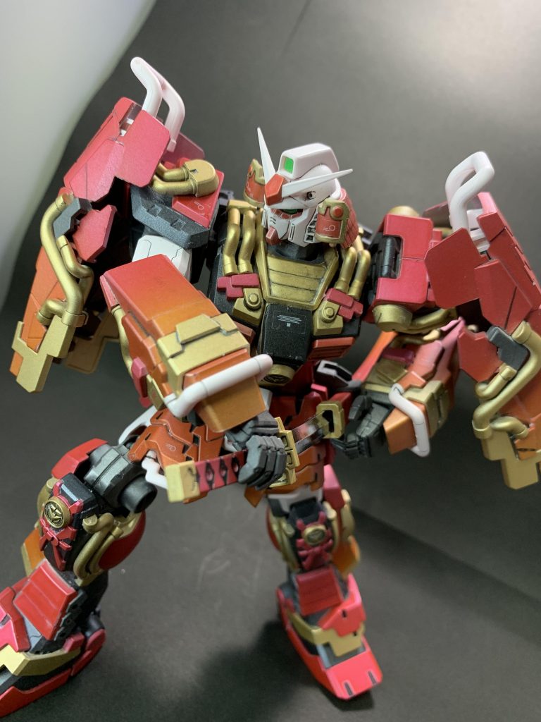 抜刀ポーズもう少し可動域が欲しいところ。