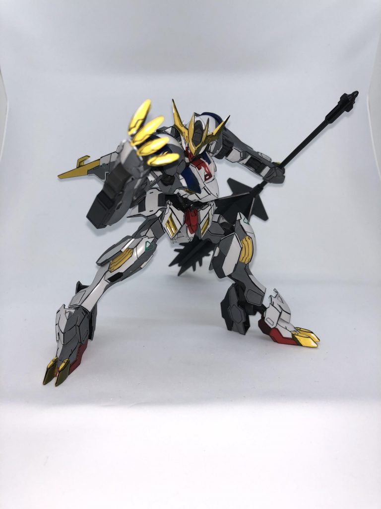 メイスを持ってポージングしたが、イマイチでした😅