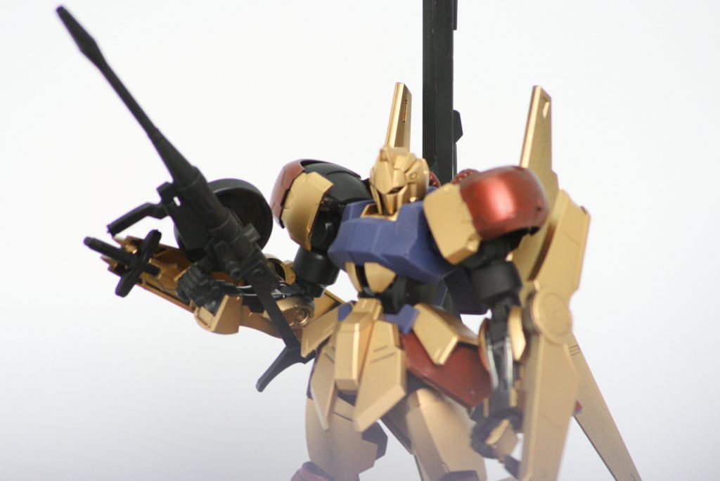 仕様塗料ガイアノーツアルティメットブラッククレオスゴールド(金)タミヤピュアーメタリックレッド半光沢/つや消し