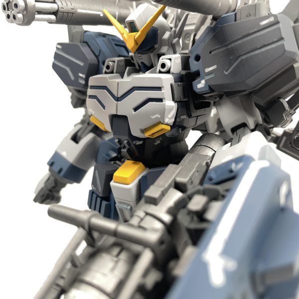 MG:ガンダムヘビーアームズEW(パイドcol.)