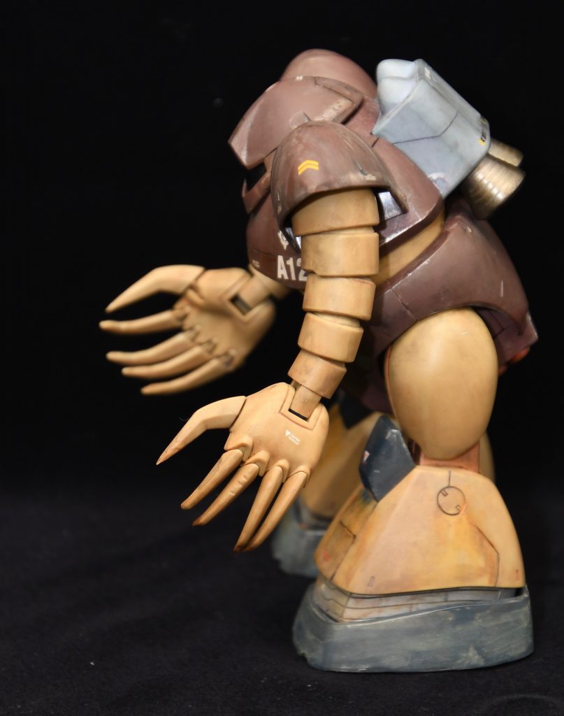 バーニアの塗装はタミヤのウェザリングマスタのすす、青サビ、赤サビで。足回りのウェザリングはやりすぎ！？スジボリ追加、初挑戦でした