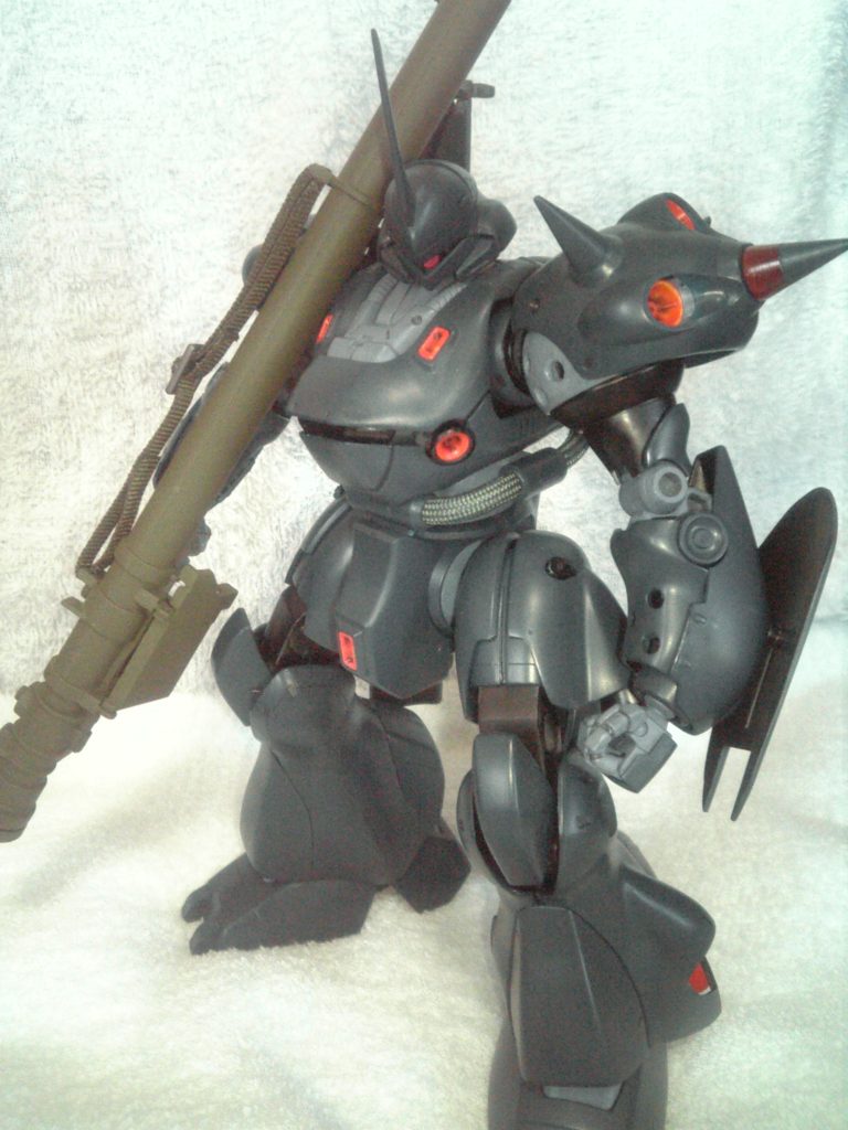 たまにショートシールドとリアルウェポンのバズーカ持ちます♪