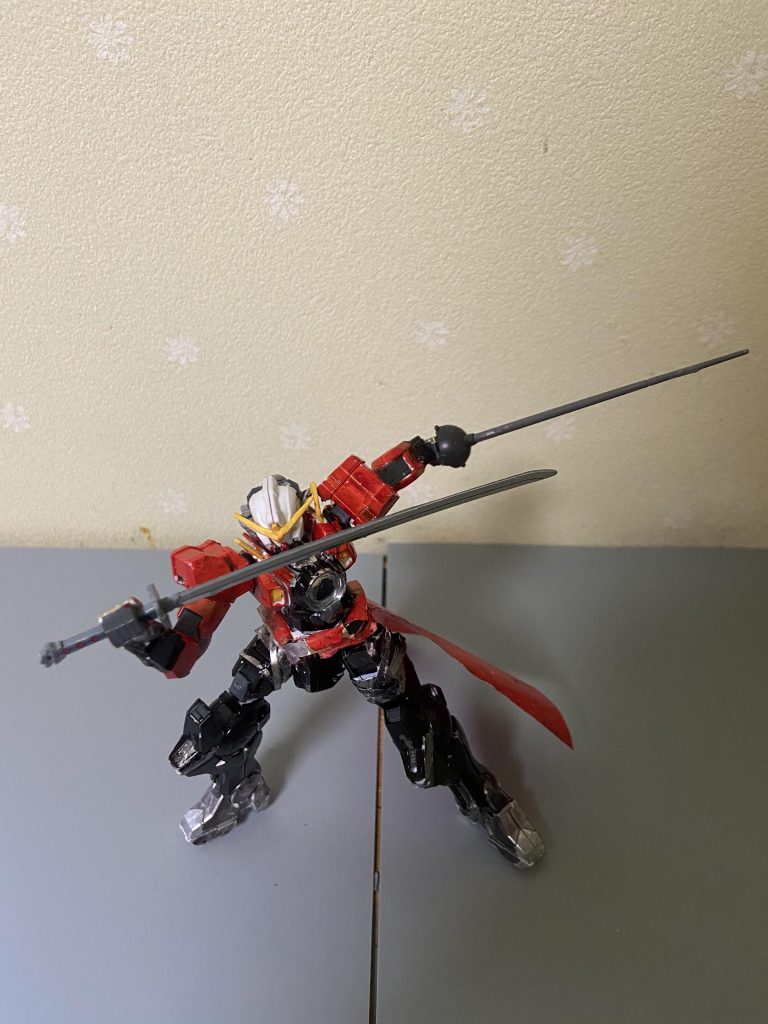 投影無銘の使う特殊能力の1つ、エネルギーを消費して、武装を複製する能力これによりガンダム作品の武器、主に剣を生み出し数多のダイバーたちと渡り合う、エネルギーを消費するので使いすぎると自滅の恐れもある。