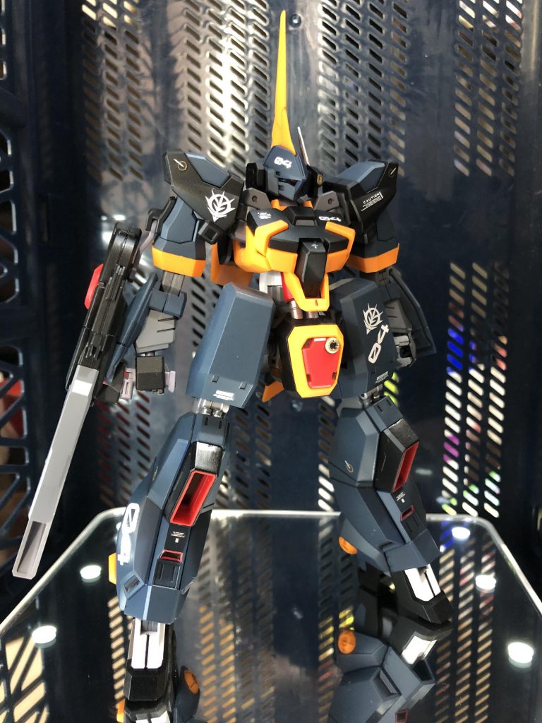 プレバンのバーザム、ネイビーブルーで塗装しました。