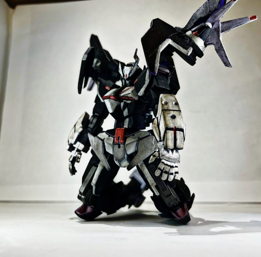 という訳で最後まで閲覧ありがとうございました!今回の作品は最近仮面ライダーゼロワンを見直してて、ふとサラが消去されてしまったリクはイズを破壊された或人と似たような末路を辿っていたかもしれないと感じたので製作してみました!