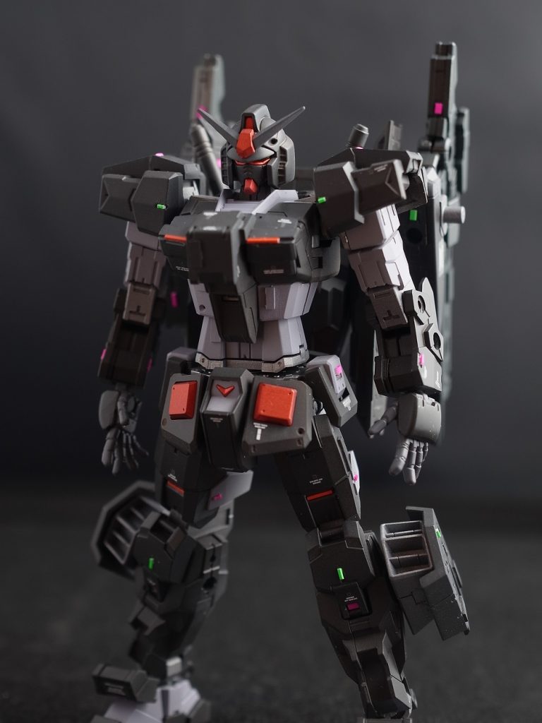 お手軽簡単ミキシングにて完成とします。ホビーショップでもガンプラが買えない昨今、30ＭＭで遊んでみるのも楽しいです。 