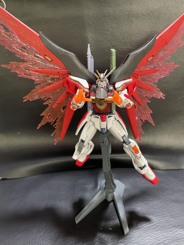 石破天驚拳を放つイメージです。