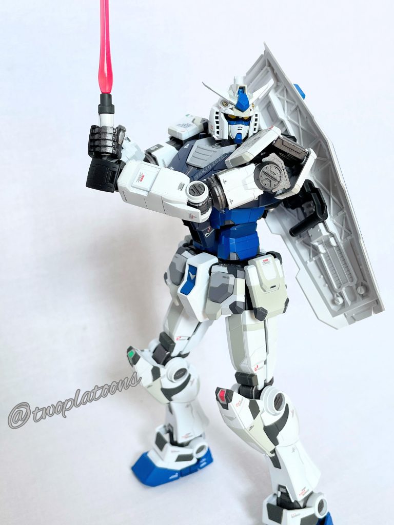 装甲の塗り分けなど大変でしたが、色合いも含めて思い通りに出来上がったと思っております。一部オリンピックモデルのマーキングシールも使用しました。