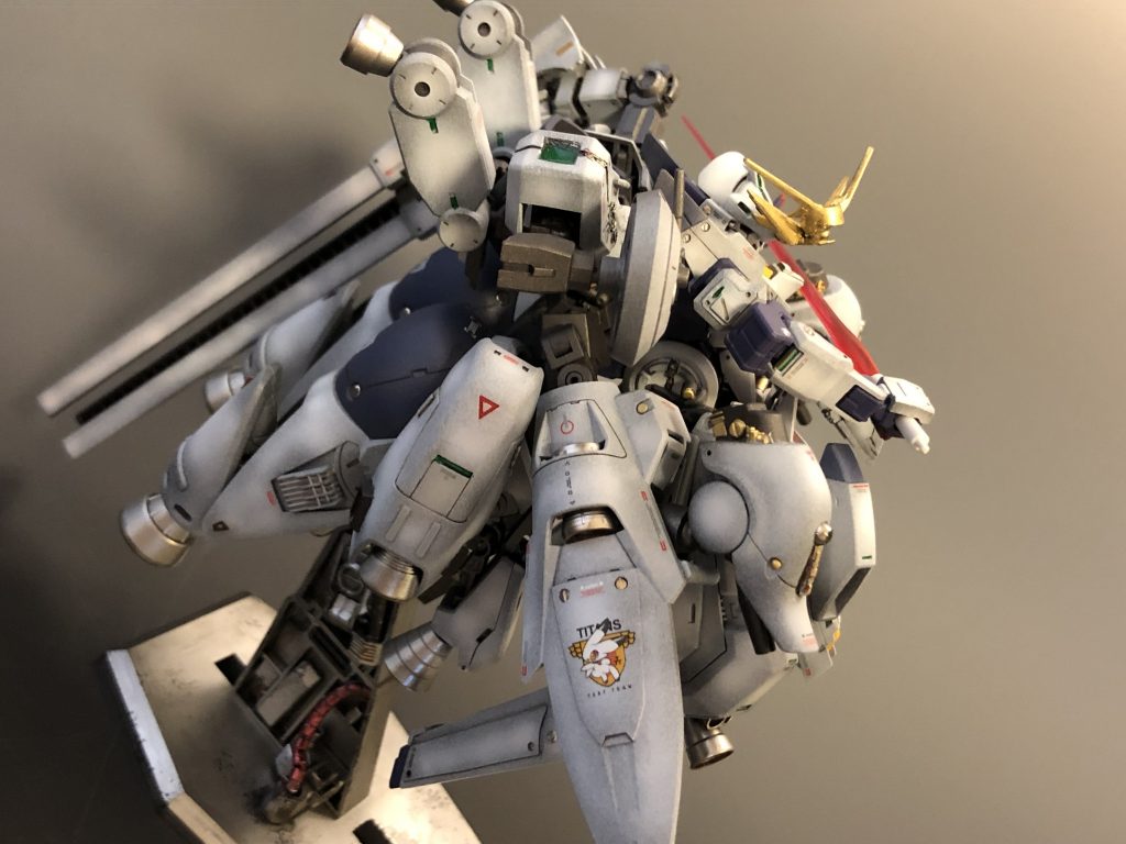 横から。GP02のバインダーをリアスカートにしています。