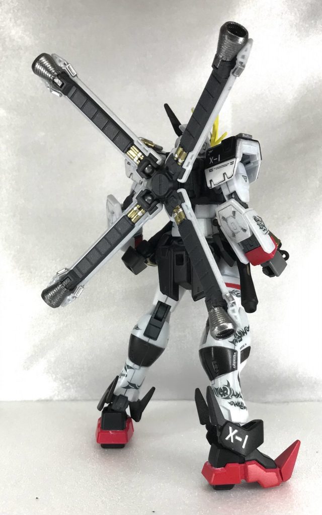 いろいろほかに作りたい物があったりして遅れてしまい、なんと言っても久しぶりに箱の中のこいつを見ると、いろいろ手直ししたくなる病が発病、しかしめんどくさい気持ちが勝っちゃうからついついサボってしまってました💧