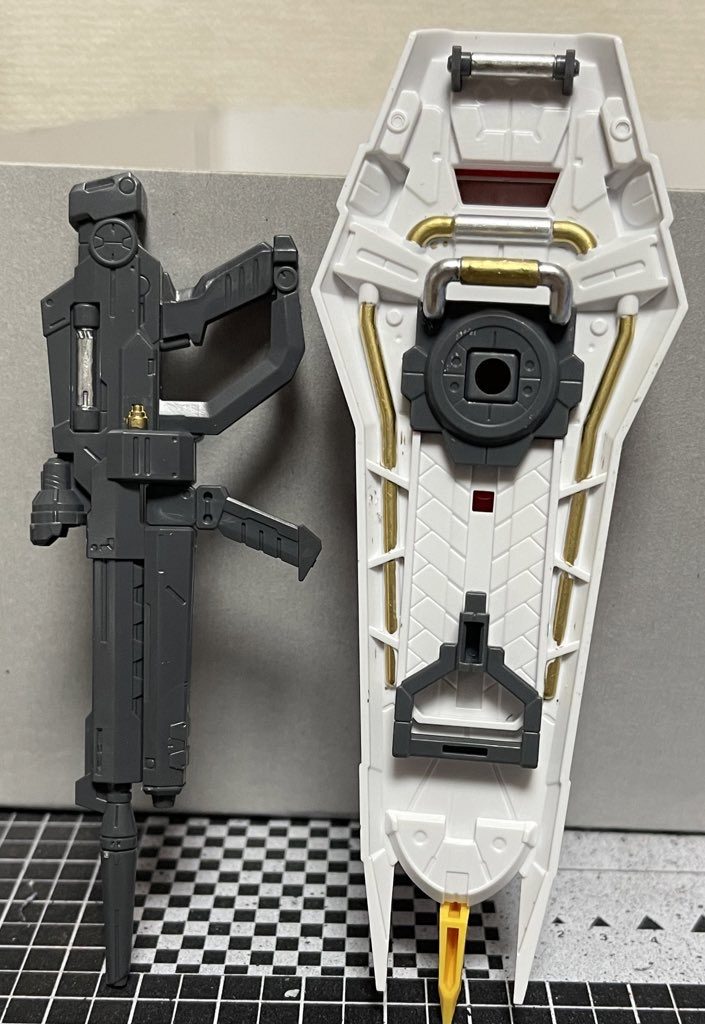 シャインシルバーとゴールドの相性がベストマッチすぎる