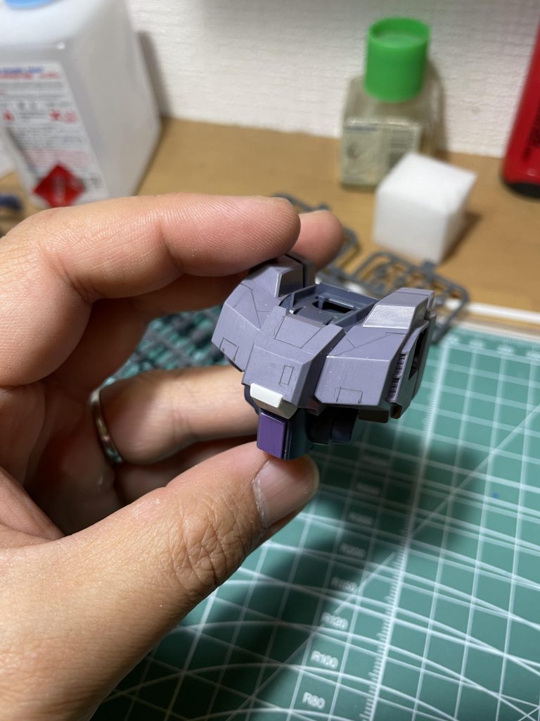 ちょっとスジボリ追加