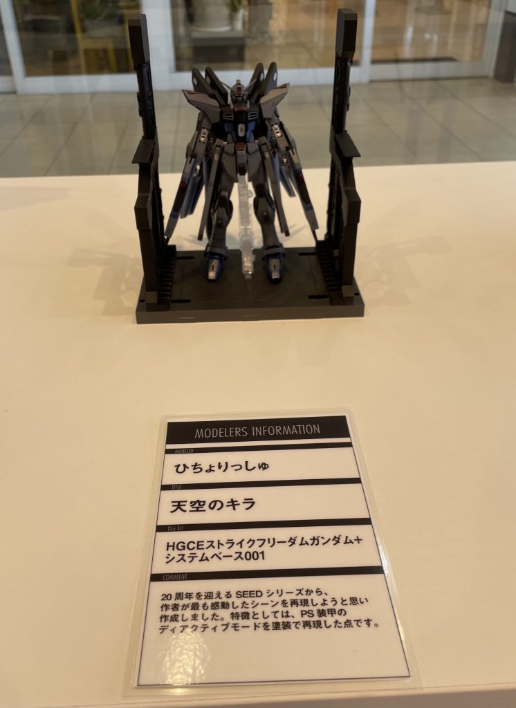 ｢みんなのガンプラ展｣主催のZENTさんに、紹介文もラミネートしていただきました！ありがとうございました！