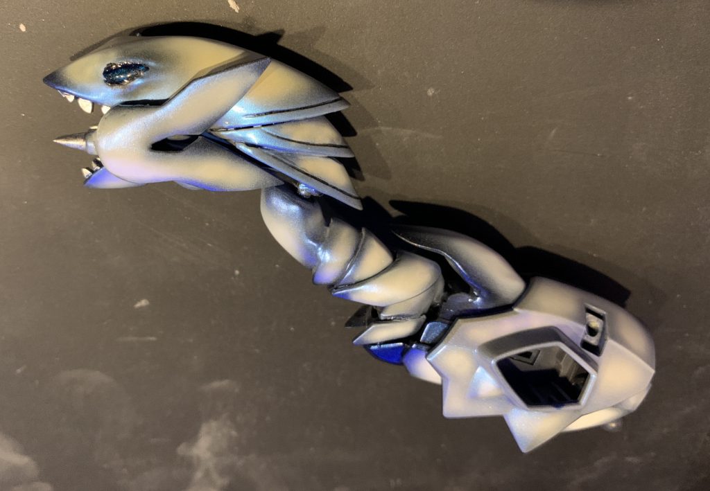 目はレジンでコートしてます。