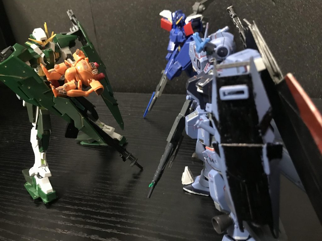 ストカス「AK…」デュナメス「突然消えたね？帰ったのかな…」ステス「AKも消えたし…まあ手に入るものはね？」