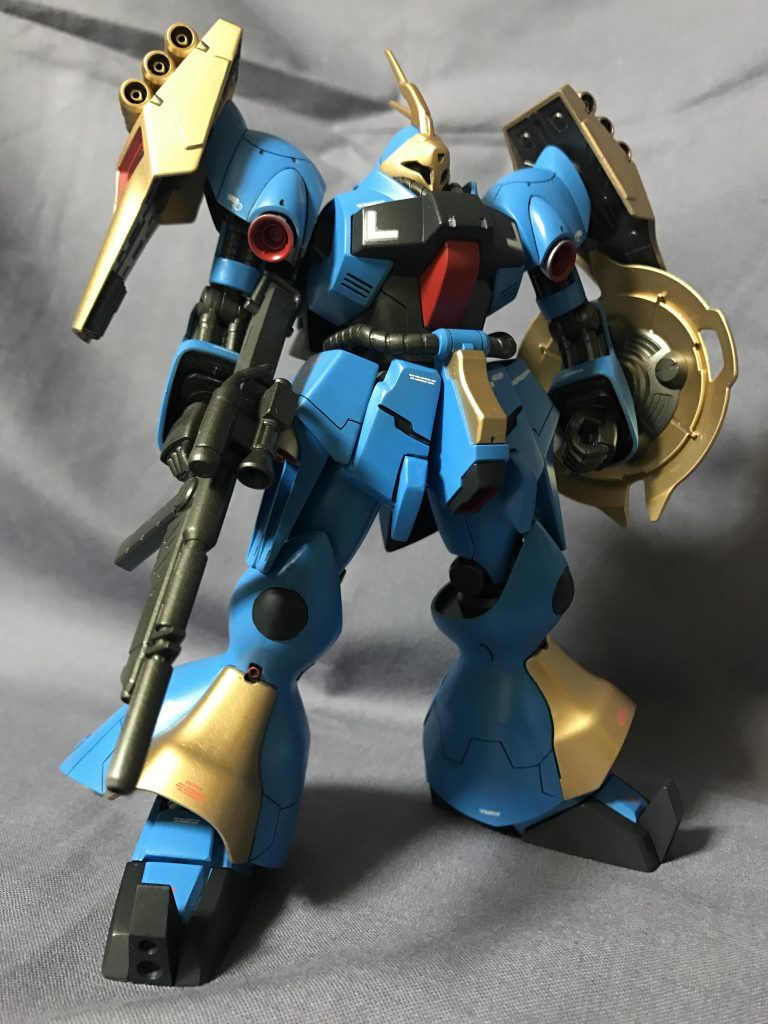 圧倒的なボリュームのREも良いですが、このシュッとしたHGの感じもまた一興ですね♪