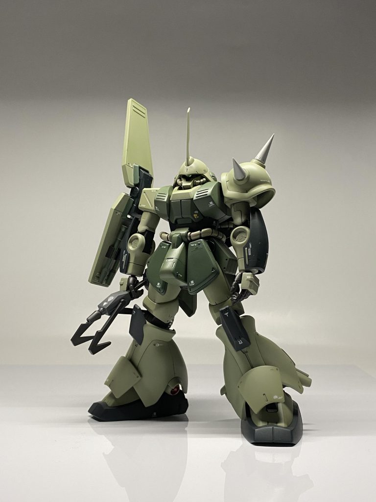 足首1ミリ延長してます。