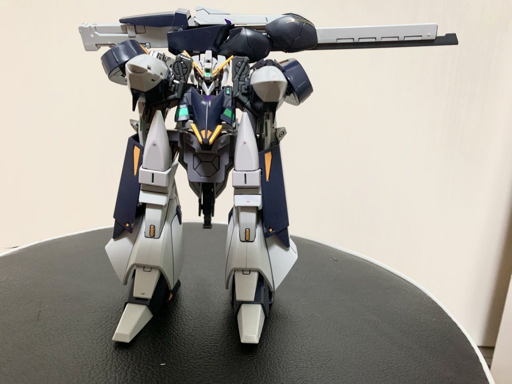 アークフライルーアーマー人の悪意をラーニングしたアルスの第5のアーマーリバースターンxに次ぐ、超弩級のアーマーとなっている。