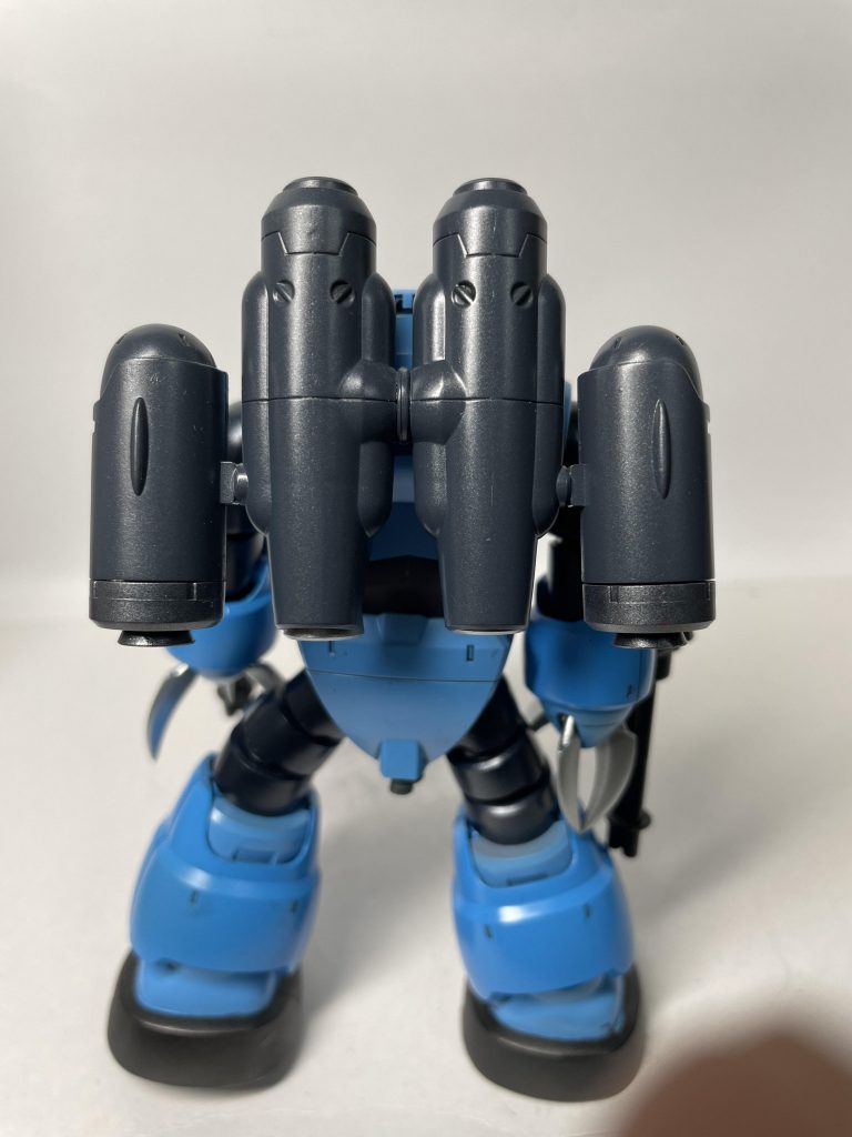 大型のブースターを使用して高速戦闘を可能にしてます。テイルローターパックを使用して作りました。