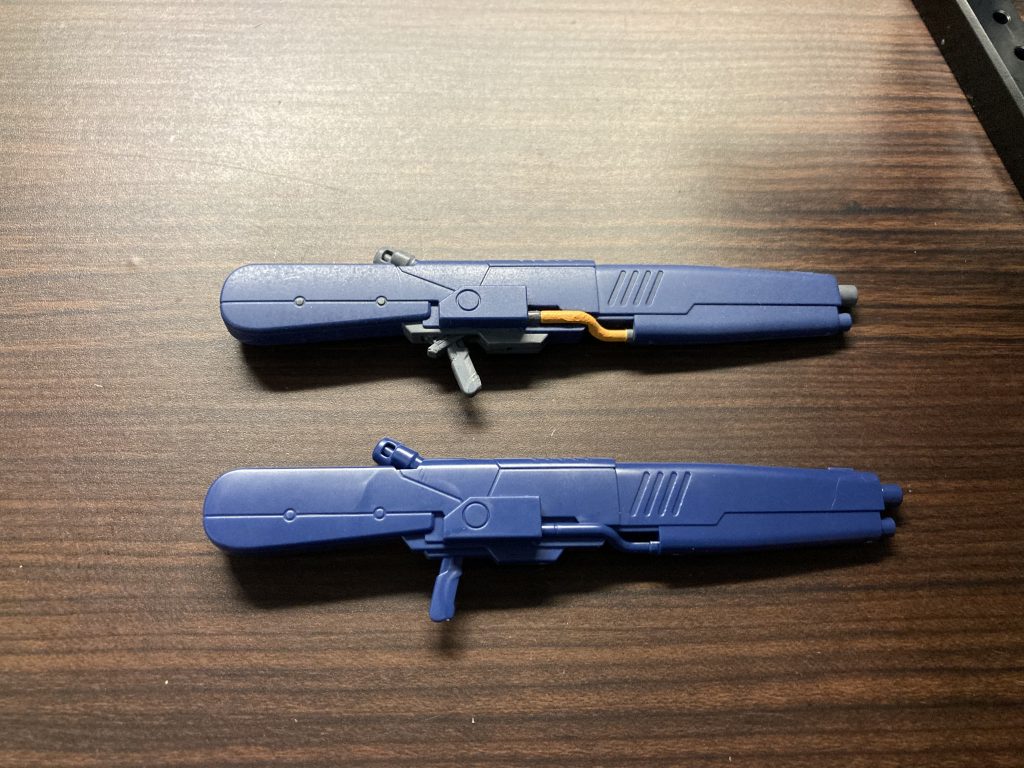 ライフルは持ち手を切り飛ばして角度をつけて再接着