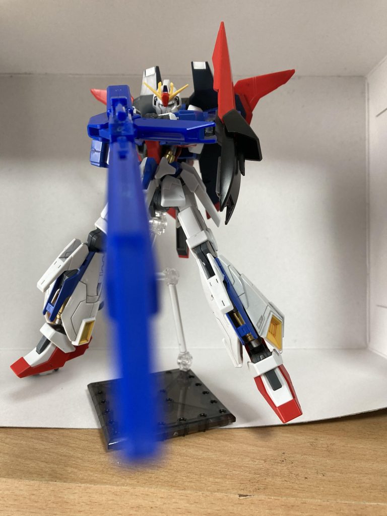 ハイパーメガランチャーこちらは無塗装で仕上げも甘いのでぼやける程度に（笑）大きい武器っていいですよね