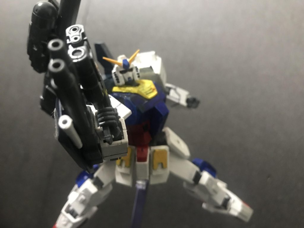 ビームマシンガン!実はフルアーマーガンダム3号機、実際はフルアーマーガンダム7号機の別名で、まあ私の専用機がフルアーマーガンダム7号機を元にしているということはそういう事です