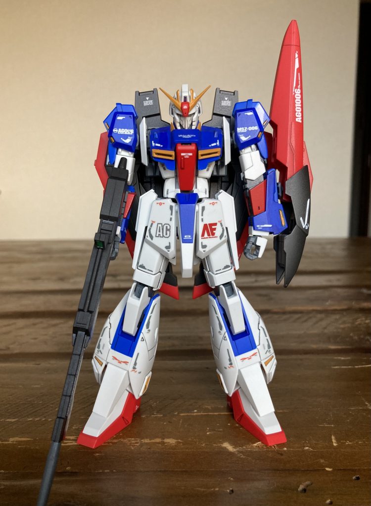 この写真でZガンダムが二次元のように不思議に見えたので、トップ画像に選んでみました。