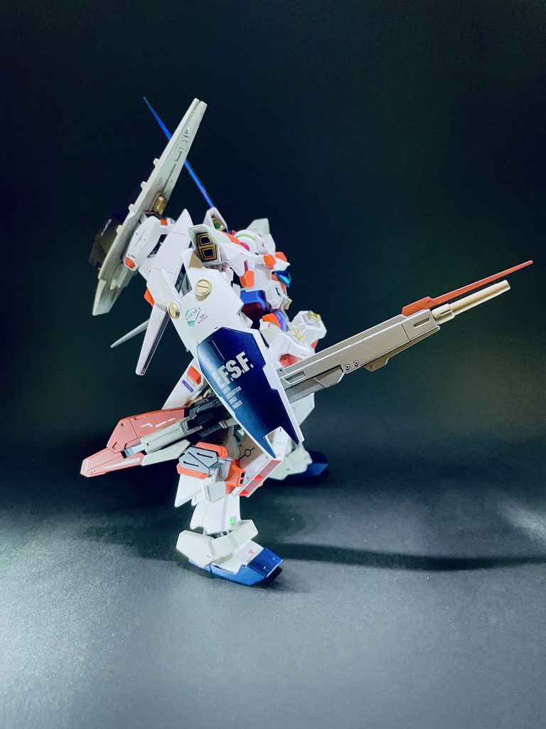 ハイパーロングライフルは一部チタンシルバーで塗装。今回初めて使ってみた色ですがかなり気に入りました♪