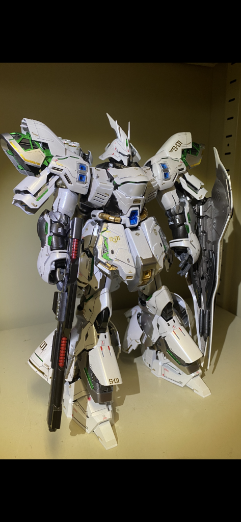 赤を白くするのが大変でした。