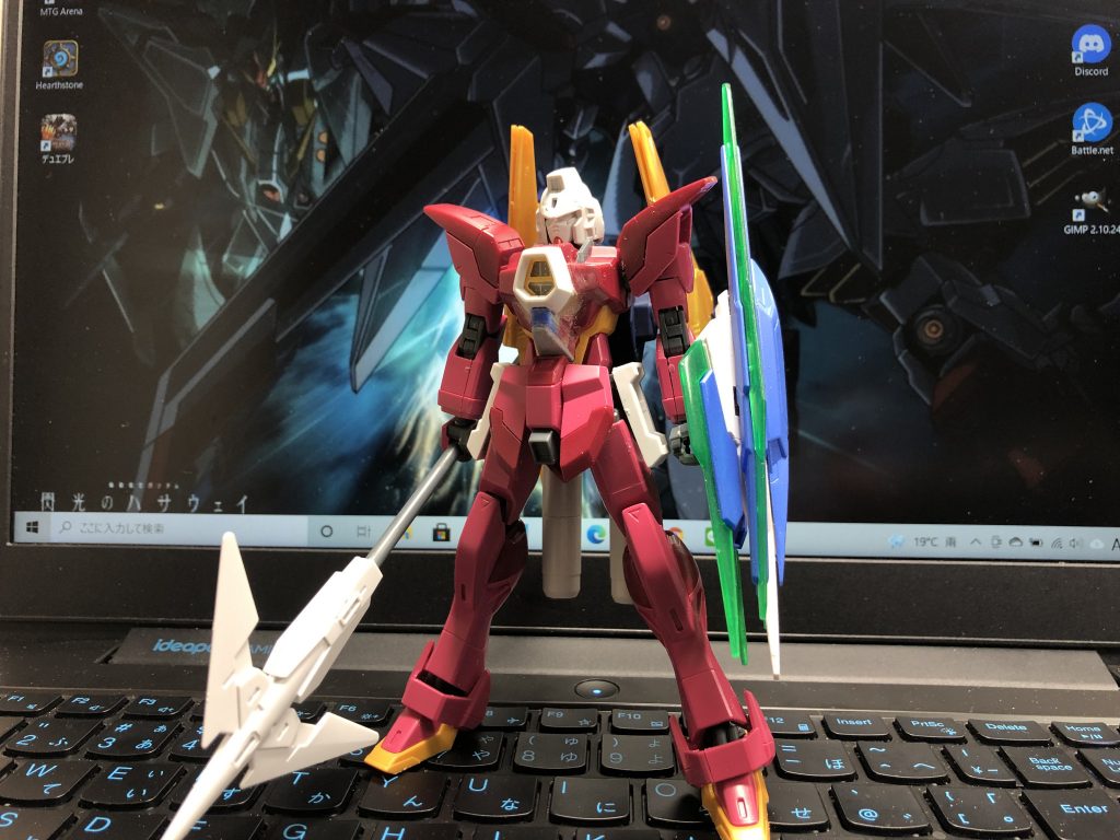 そしてシールドも少し違和感があったのでクアンタのものを碗部に接続できるように加工し装着。