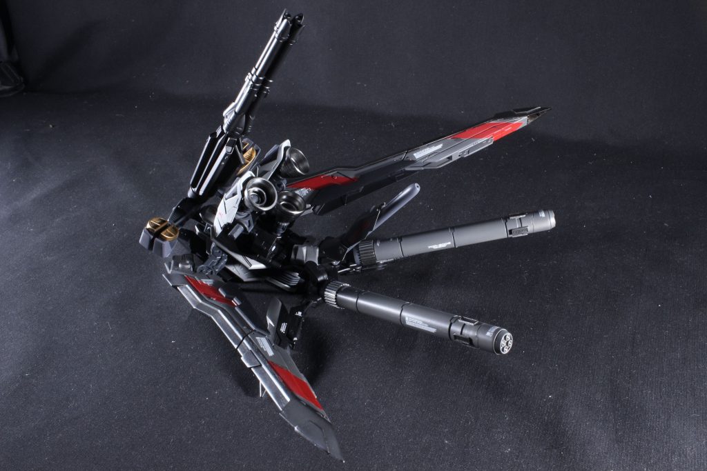 おまけタクティカルアームズもプロペラトタンクも爪も全て畳めます剣状態にもできちゃいます