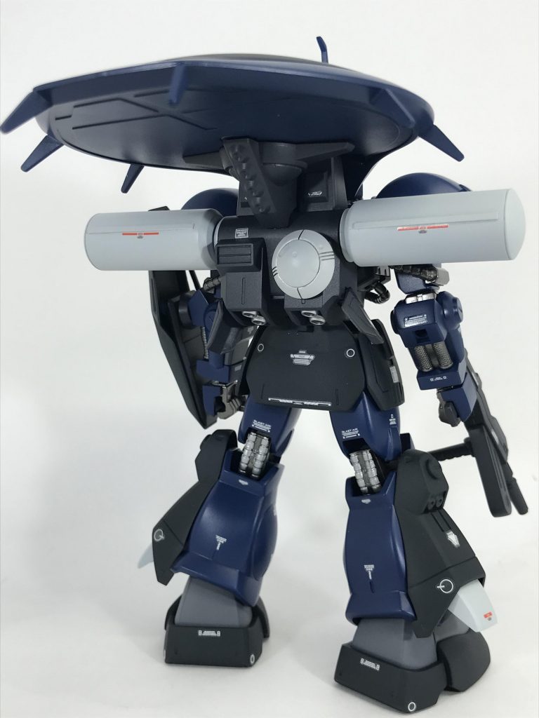 リアビューです。レドームのモノアイラインを色分けしてないのは、ご愛嬌と言う事で、御勘弁を… m(_ _)m