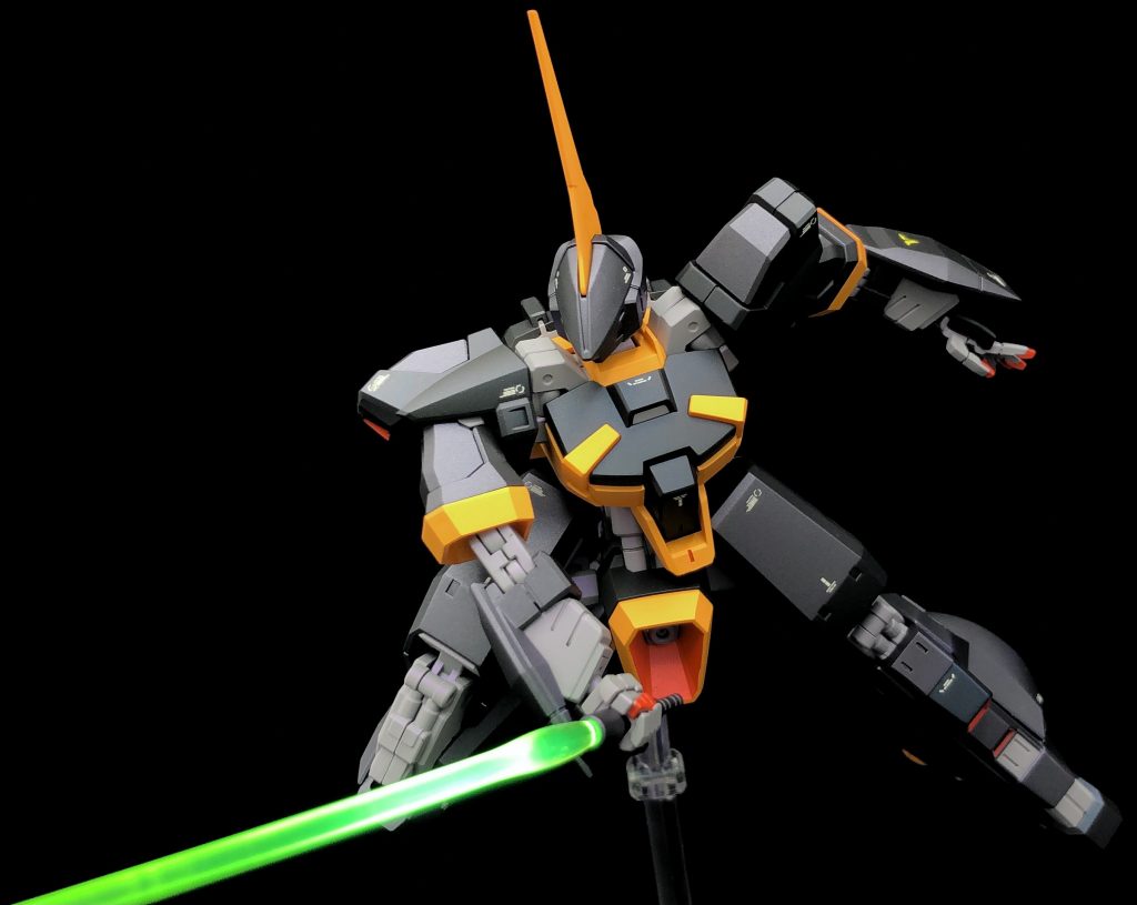 「どこに目ェ付けてんだ! でかい装備は飾りか!?」