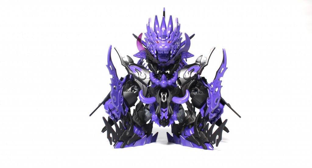 正面片方のマスクはクリアパーツを活かした塗装をしております