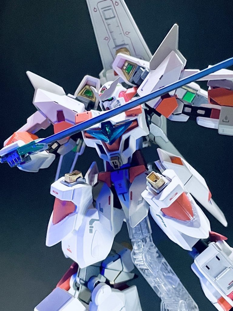 ブラックライトを使っての撮影は初めてなので、ブラックライトの光が入って紫がかってしまってますね;wもう少し勉強します。