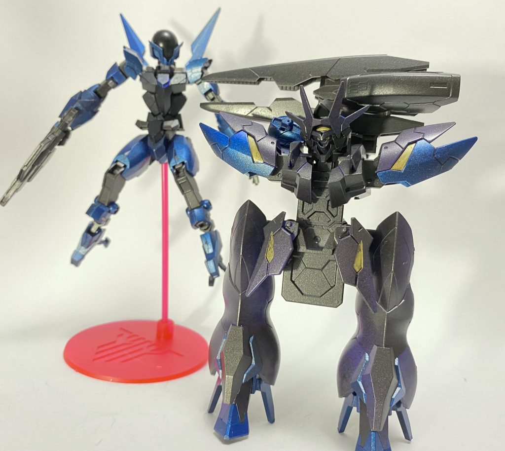 アーマーだけでも飾れたり。作るのは今更かもしれないけど、割と楽しめました_(:3」z)_