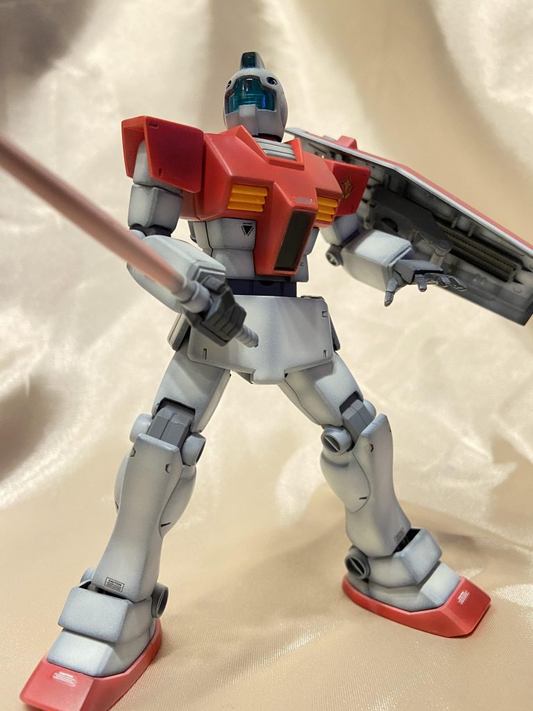 ビームサーベル持たせるとカッコいい！