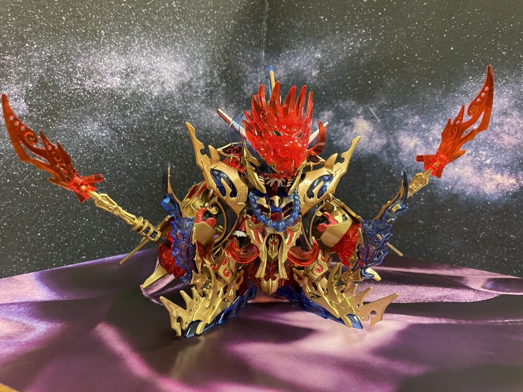 素手が強ですが、せっかく悟空ベースなので如意棒へし折って使う的な武器を。