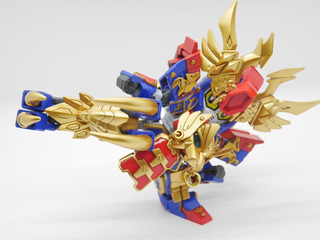 鳥面モチーフはラプターブレイカー