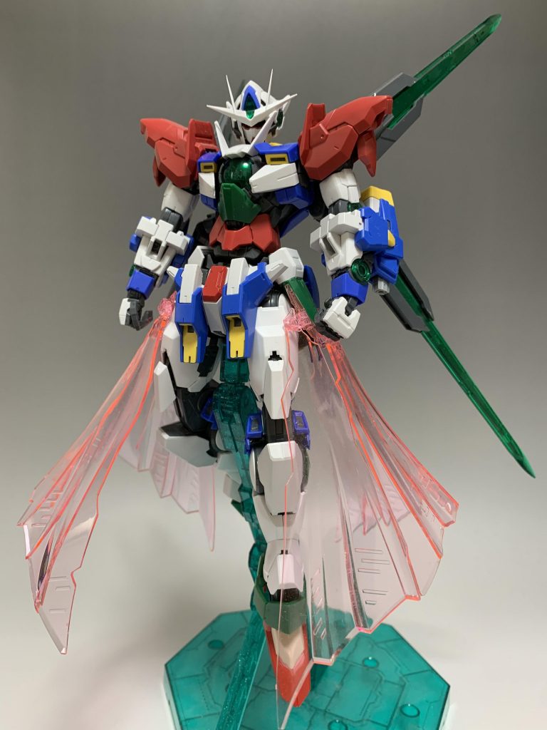 進捗用に撮ったこの写真のアングルを気に入ったため、今回完成した際のトプ画に同じ構図を使用しました😁この作品は僕が去年から培ってきた技術の全てをぶつけて製作した現時点での最高傑作です🥳今年のオラザク選手権のガンダムビルドダイバーズ部門に応募しました!Twitterには書ききれなかったことまで詳細に記載したため長くなってしまいましたが、最後まで読んでくださりありがとうございます!皆様のいいねやコメントお待ちしております😆